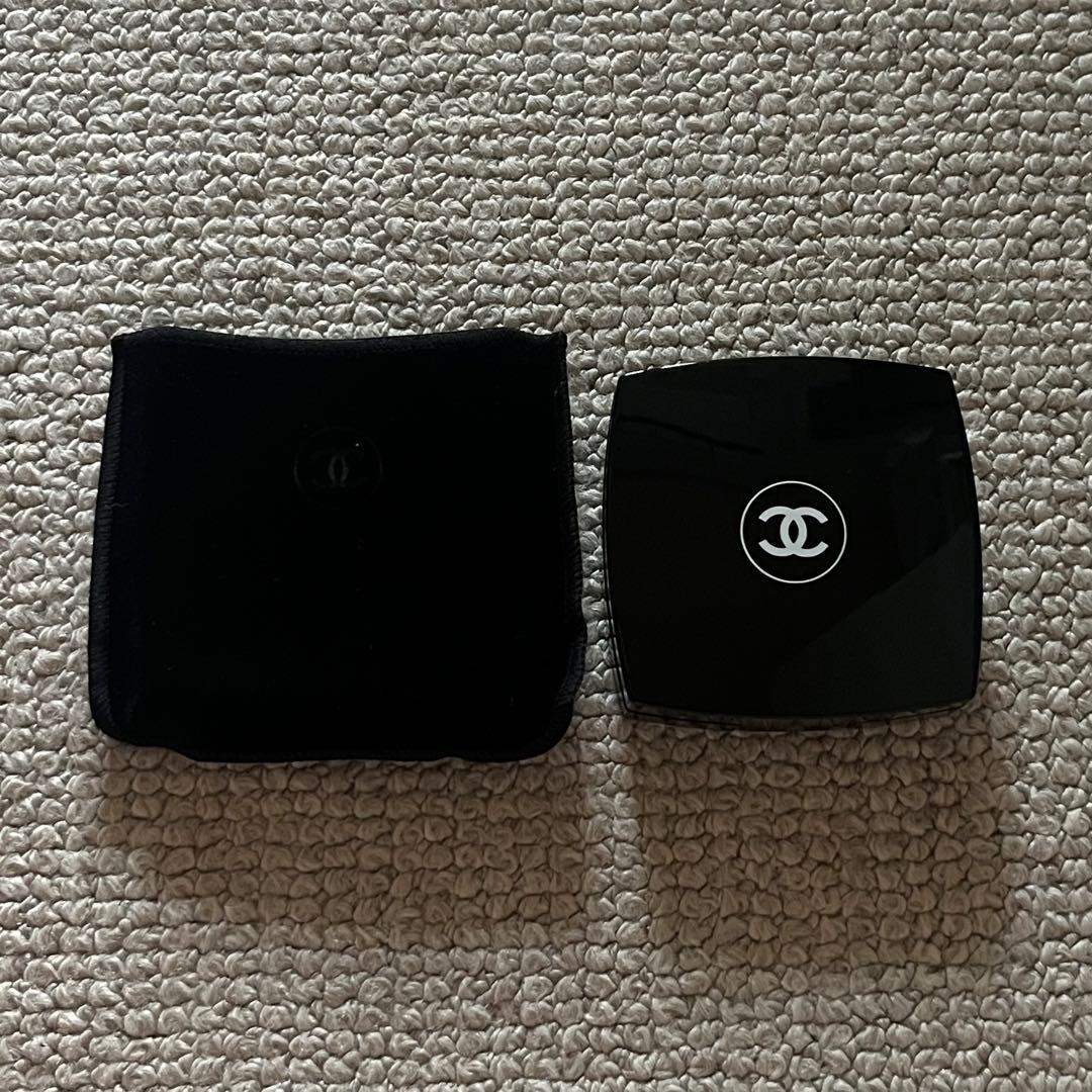 CHANEL CAMÉLIA FUTURA パウダーブラシトリオ