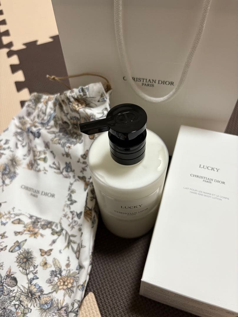 dior ボディクリーム LUCKY