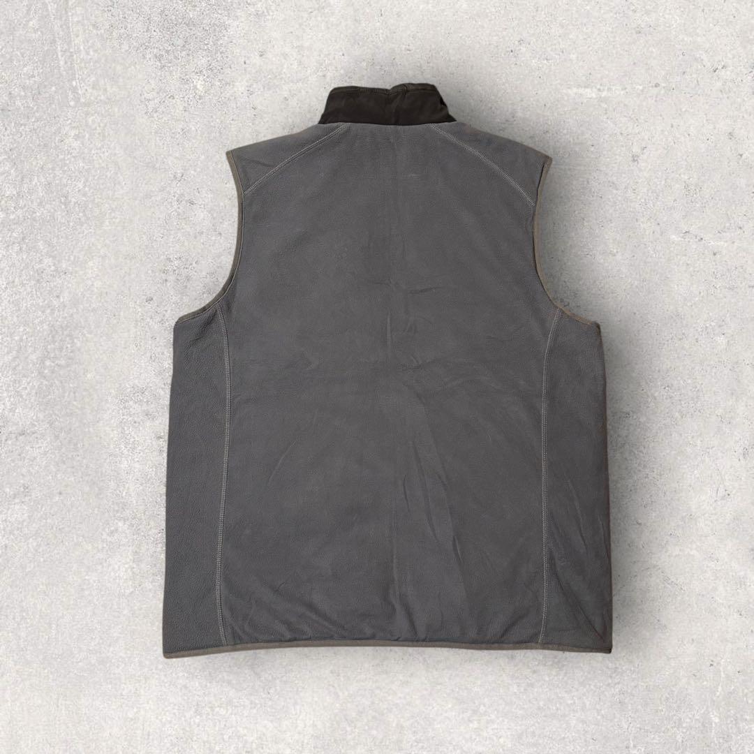 【ザ・ノースフェイス】リバーシブルベスト　L 刺繍ロゴ　ナイロン地　フリース地