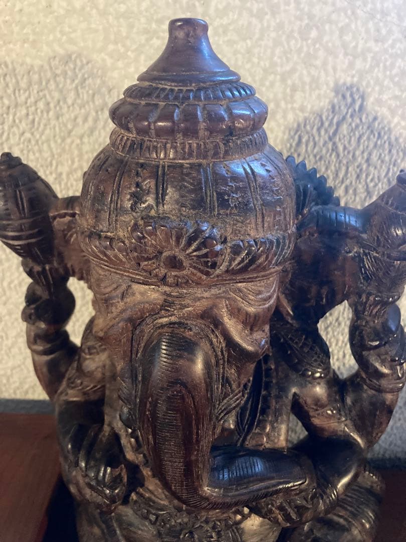 特大　威風堂々　Indiaガネーシャ木製木彫り置物　(台座付き)