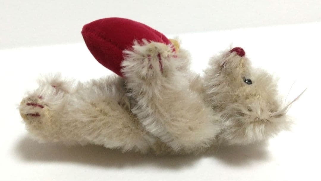 シュタイフカレンダー 2月 ミニテディベア 2001年　限定版 ハートを抱えて