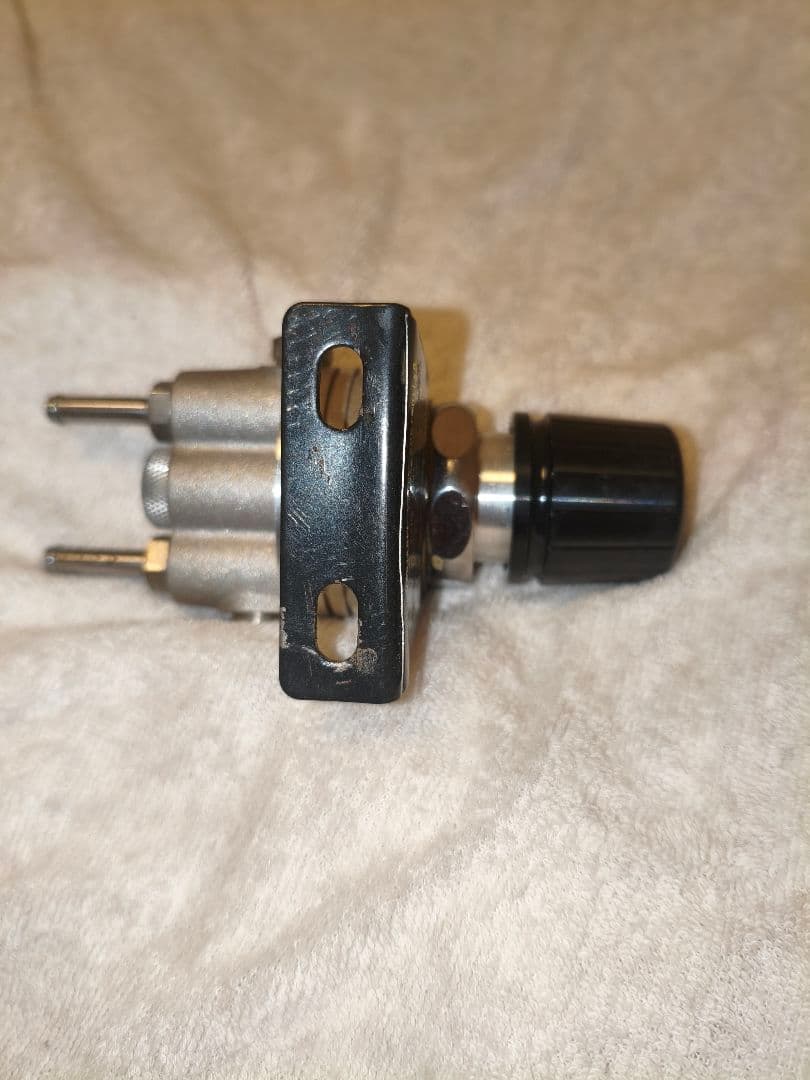 送料無料　トラスト　機械式ブーストコントローラー　TVVC