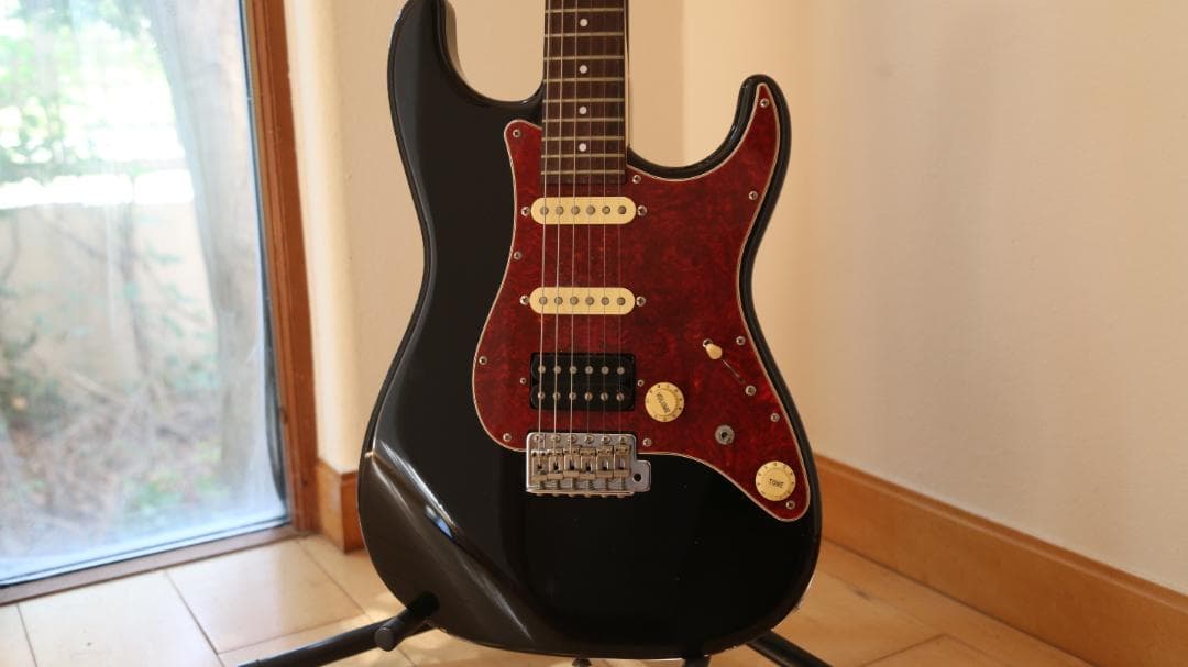 FERNANDES LE-1 ストラトタイプ HSS 中古