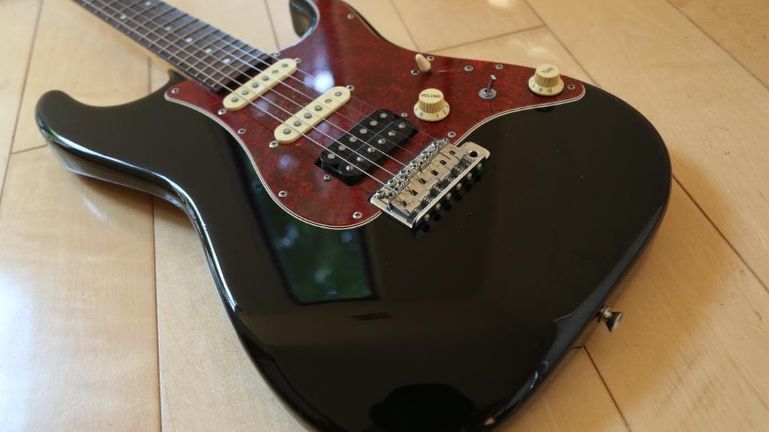 FERNANDES LE-1 ストラトタイプ HSS 中古