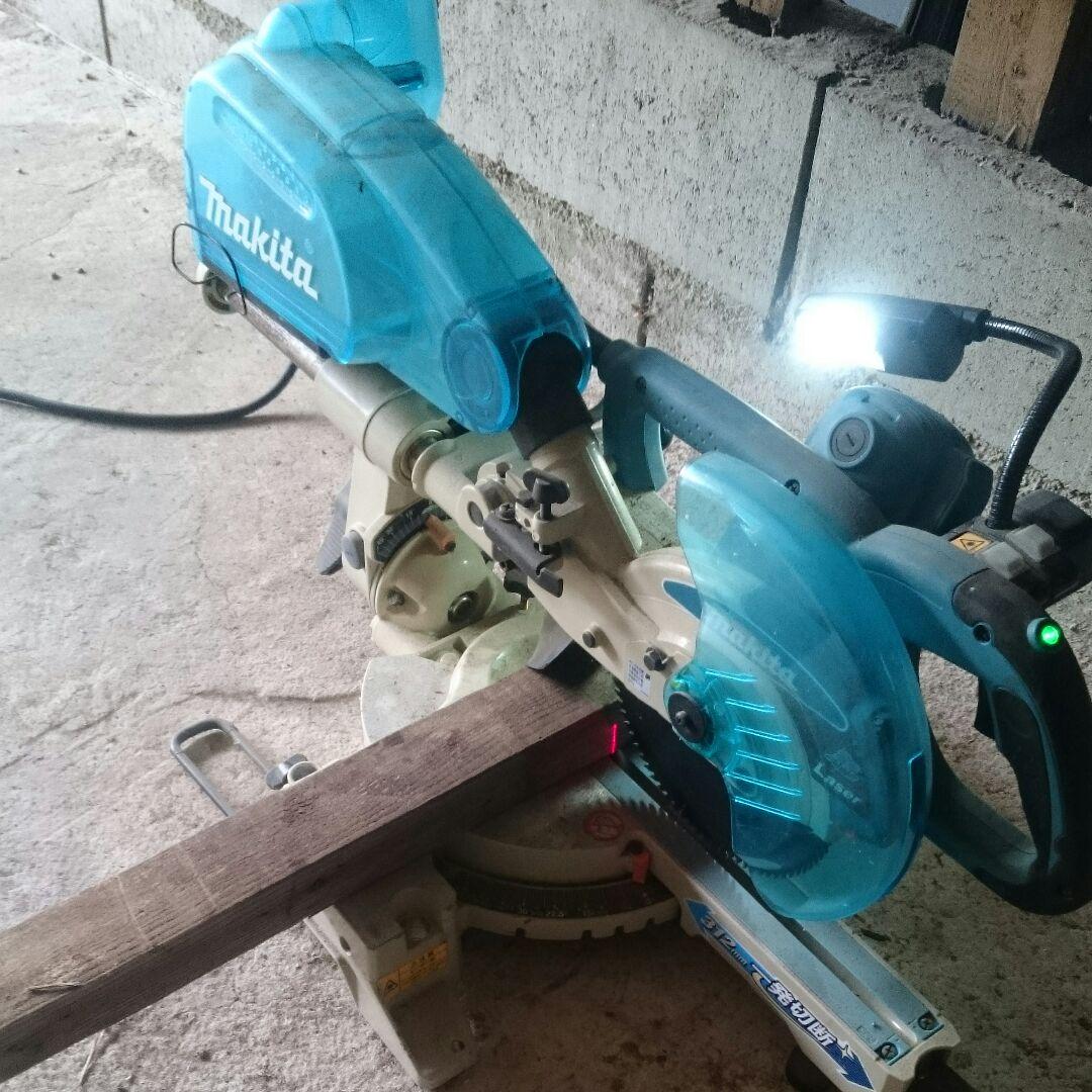 マキタ 19mm スライドマルノコ  LS0716FL