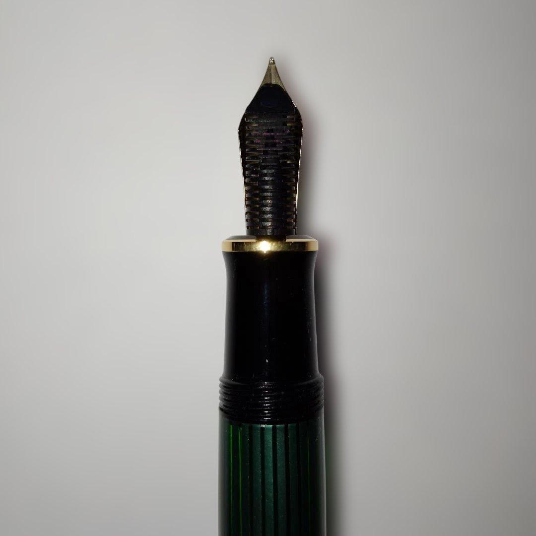 【Pelikan】スーベレーンМ600 万年筆 F 緑縞