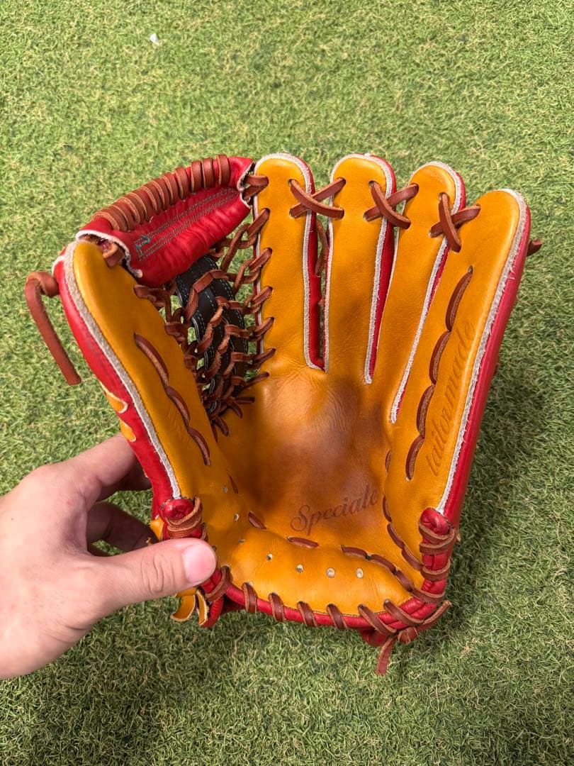 レジェーラ　硬式外野用グローブ 赤/タン