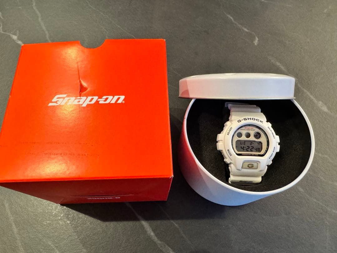 Snap-on スナップオン G-SHOCK 105周年限定モデル　ホワイト