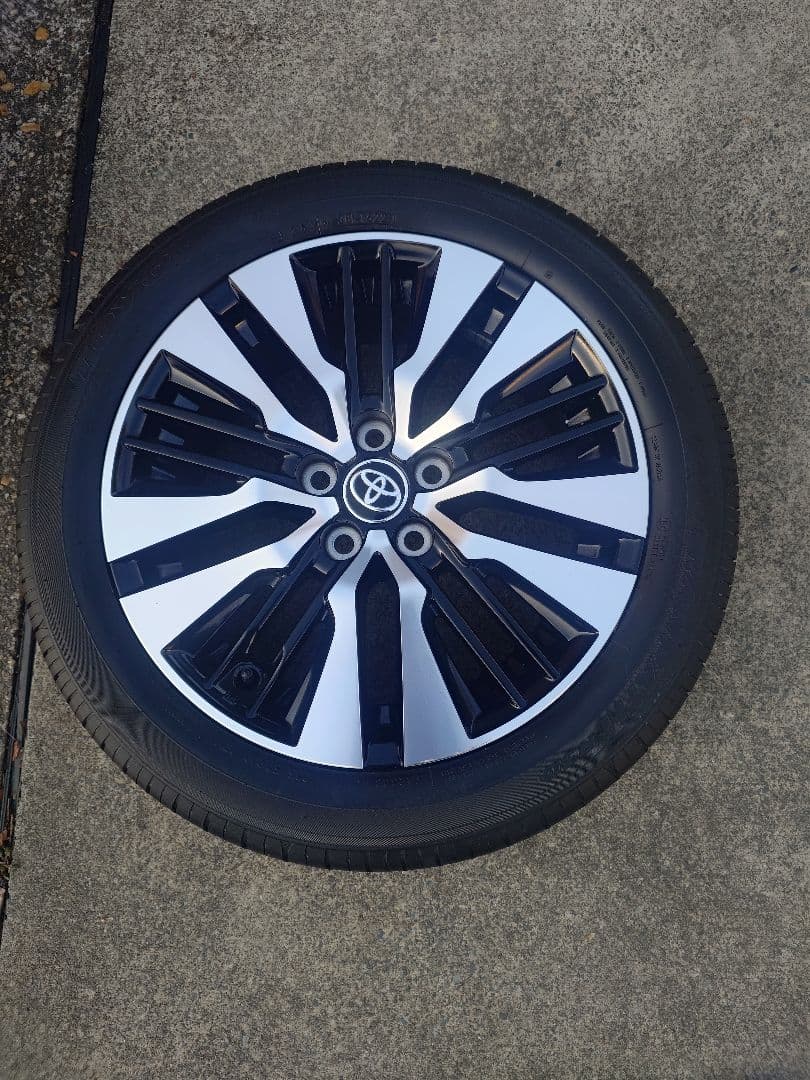 アルファード30系18インチ 純正ホイールセット