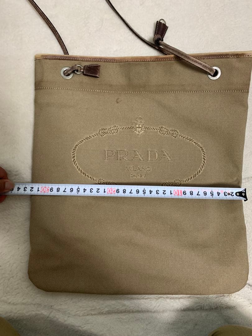 PRADA ロゴ　ジャガード