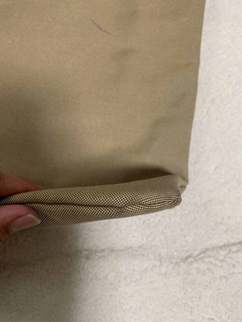 PRADA ロゴ　ジャガード