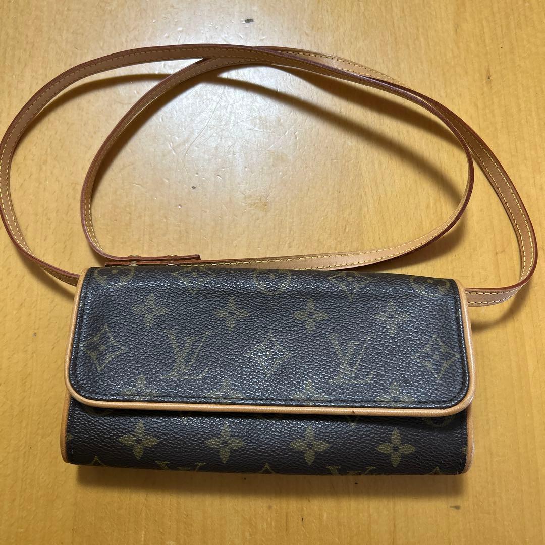 Louis Vuitton ボディバッグ ダークブラウン