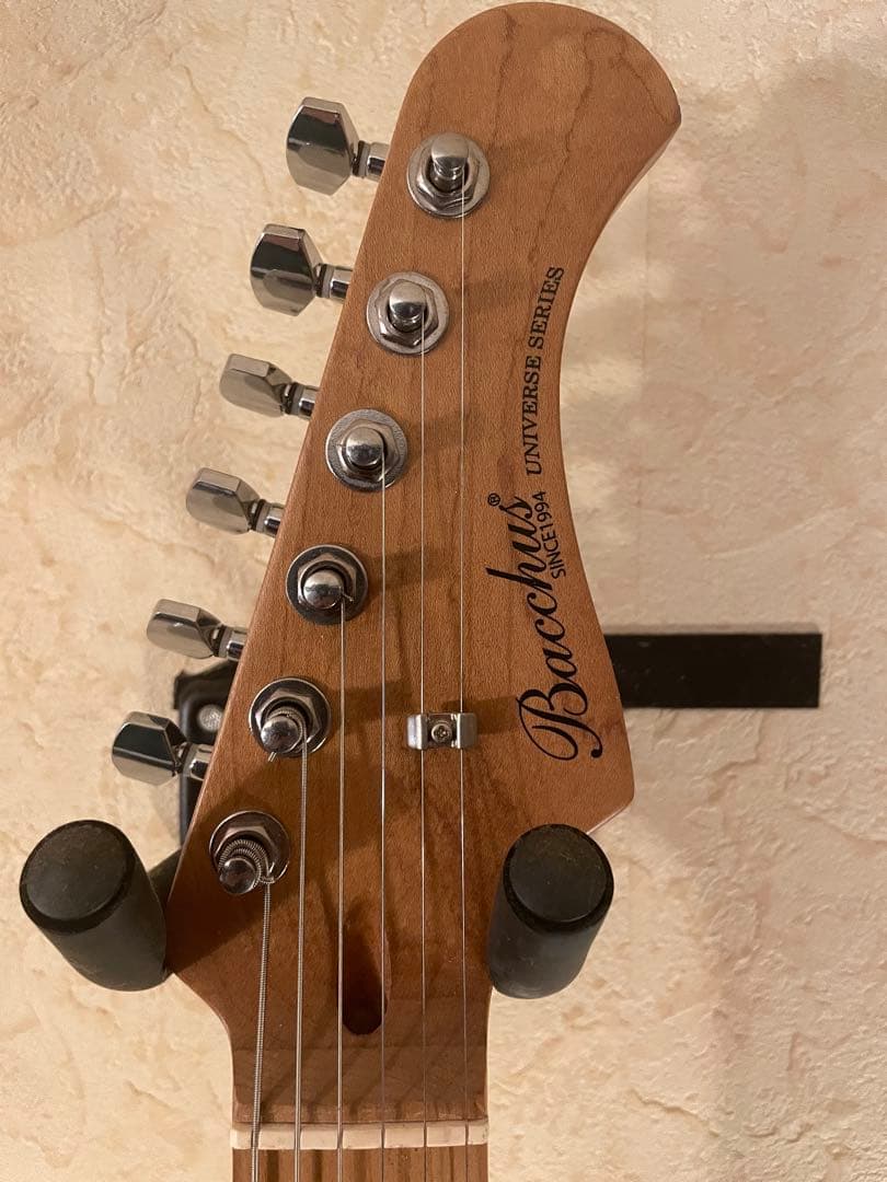 Bacchus バッカス　エレキギター　bst1