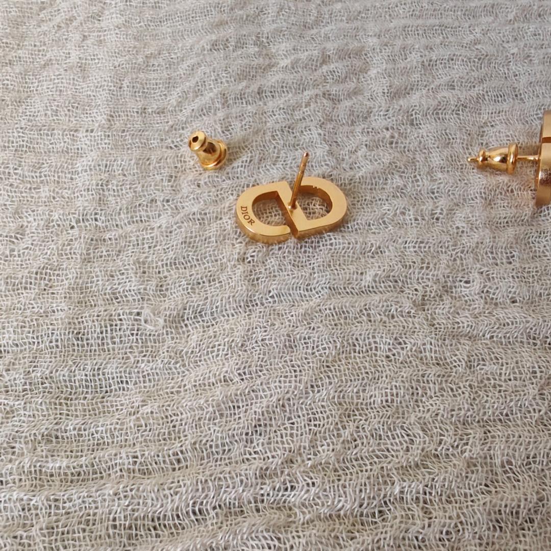 DIOR Petit CD スタッドピアス