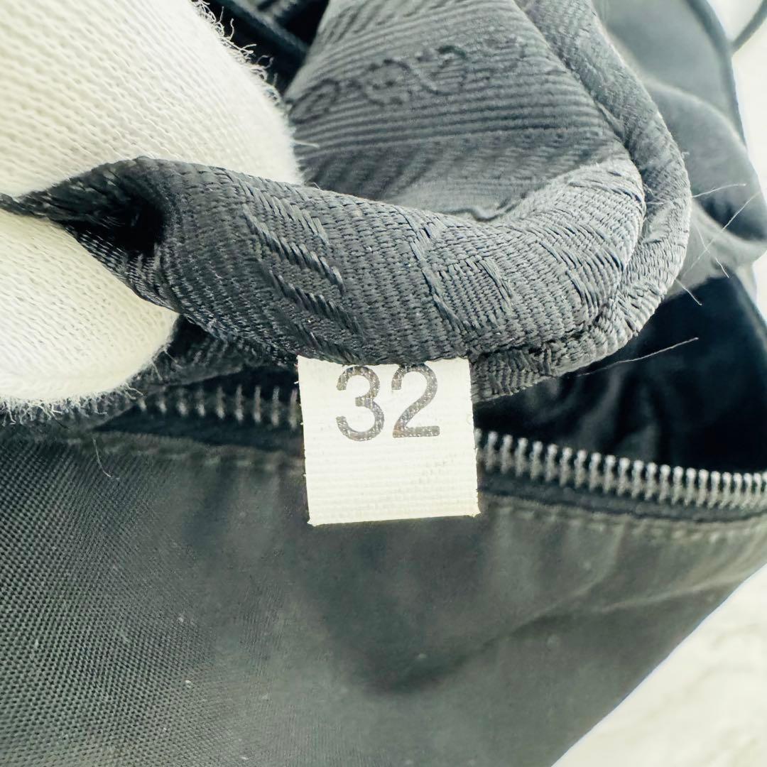 ✨PRADA✨プラダ✨ナイロン✨ロゴ✨ブラック✨トートバッグ✨