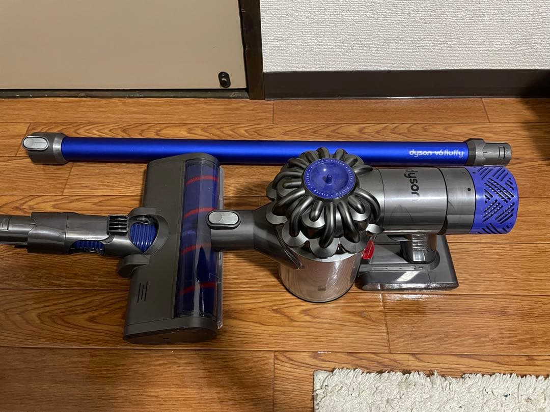 ダイソンコードレス掃除機 dyson sv09 V6