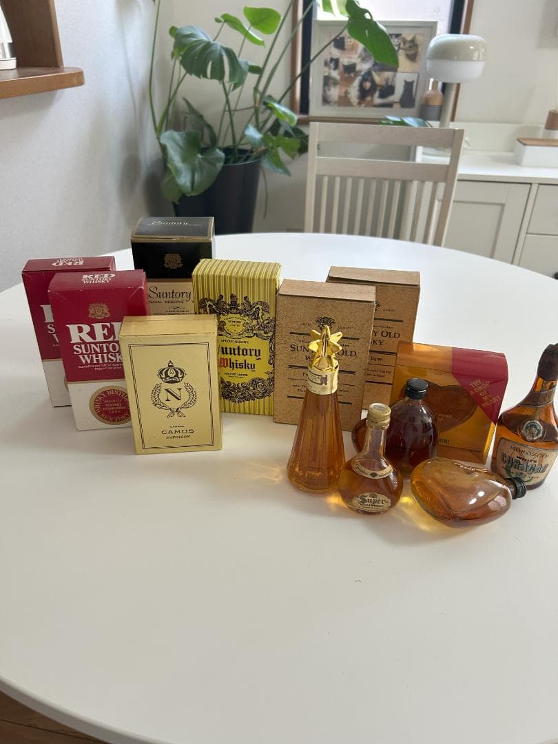 サントリーオールド他　ミニチュア瓶　１２本 + おまけ