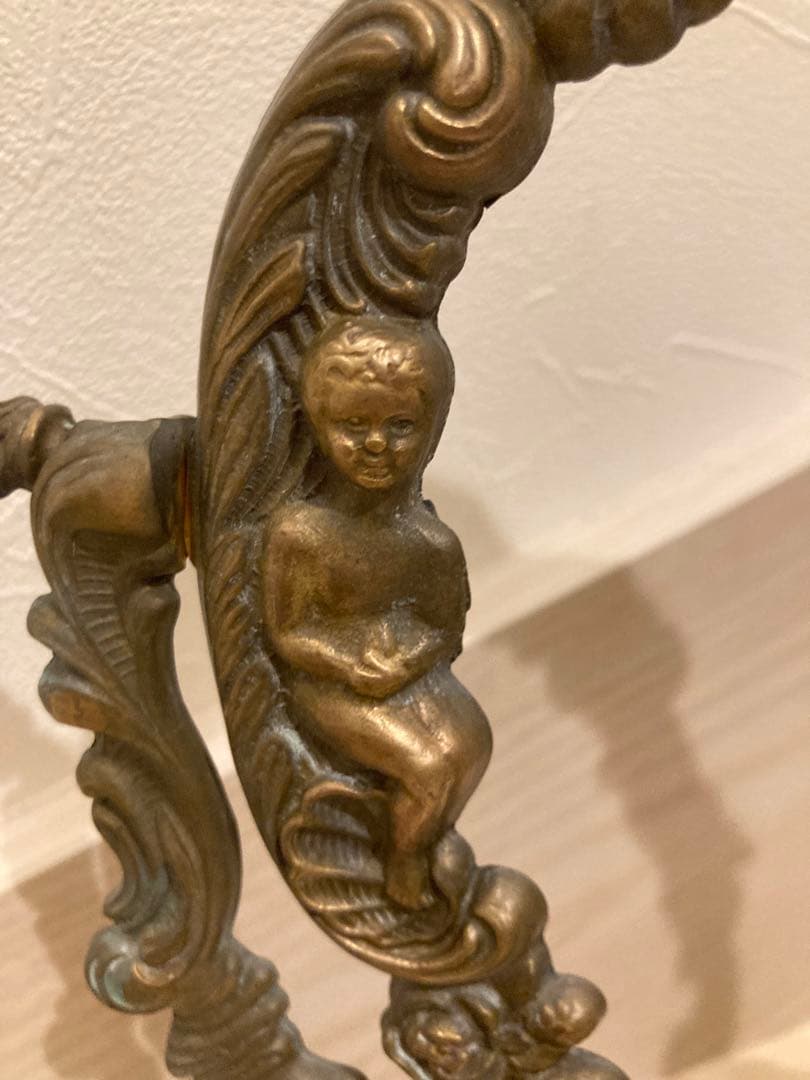 真鍮スタンド 　アンティーク 金属製 フレーム