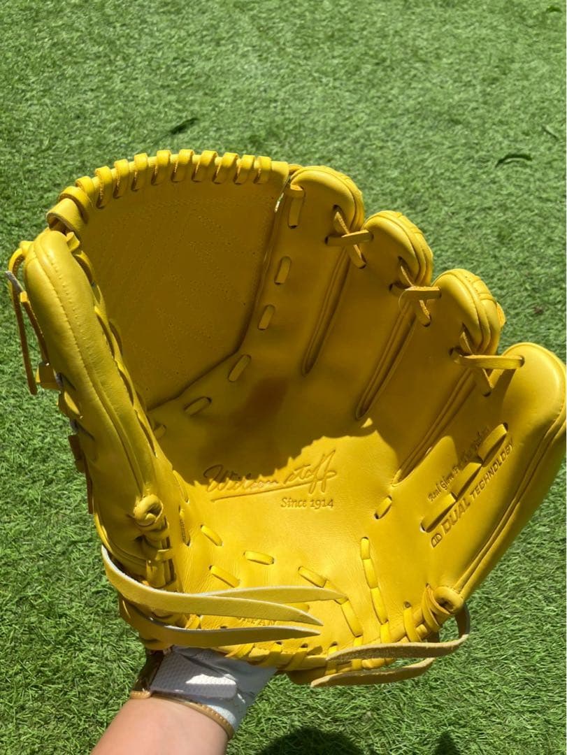 定価 63,800円　ウィルソン　ウィルソンスタッフ　グローブ　投手用　日本製