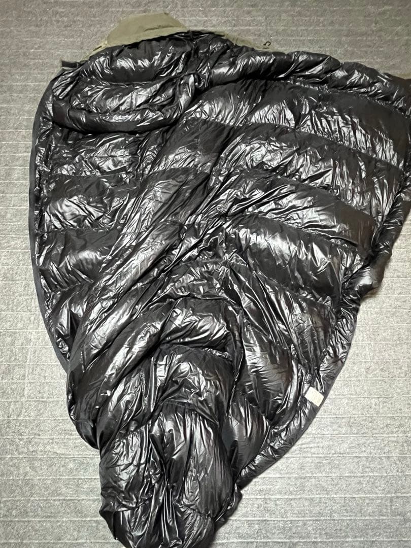 NANGA TEMPRA ナンガ　テンプラ　寝袋