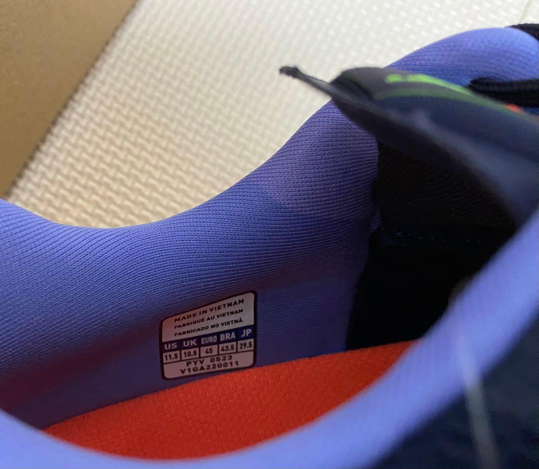 バレーボールシューズ ウエーブライトニングZ7 29.5