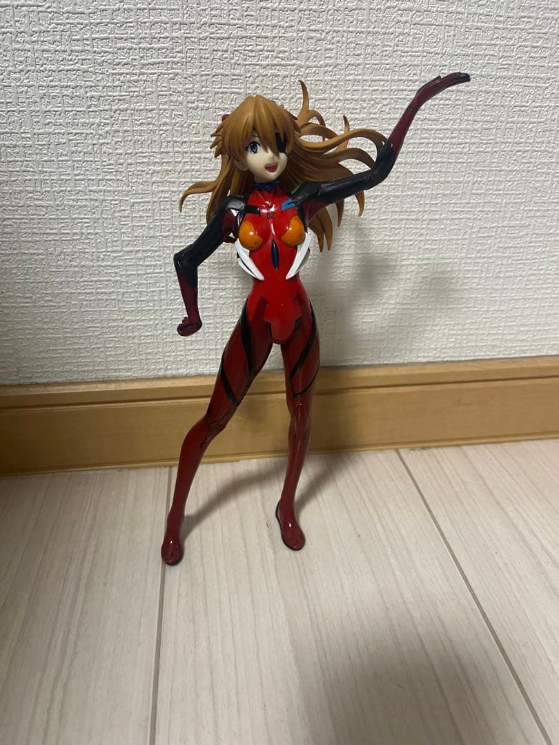 アスカ フィギュア 赤黒