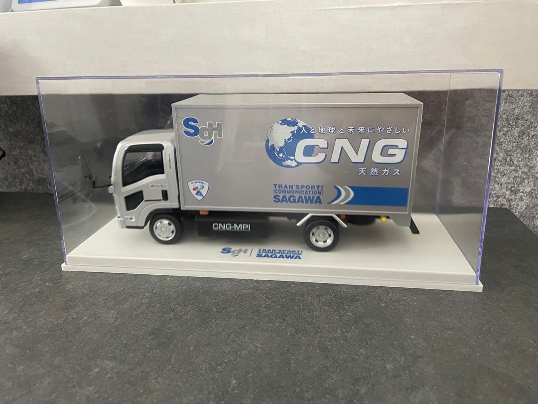 【非売品・新品】　佐川急便トラック　フィギュア