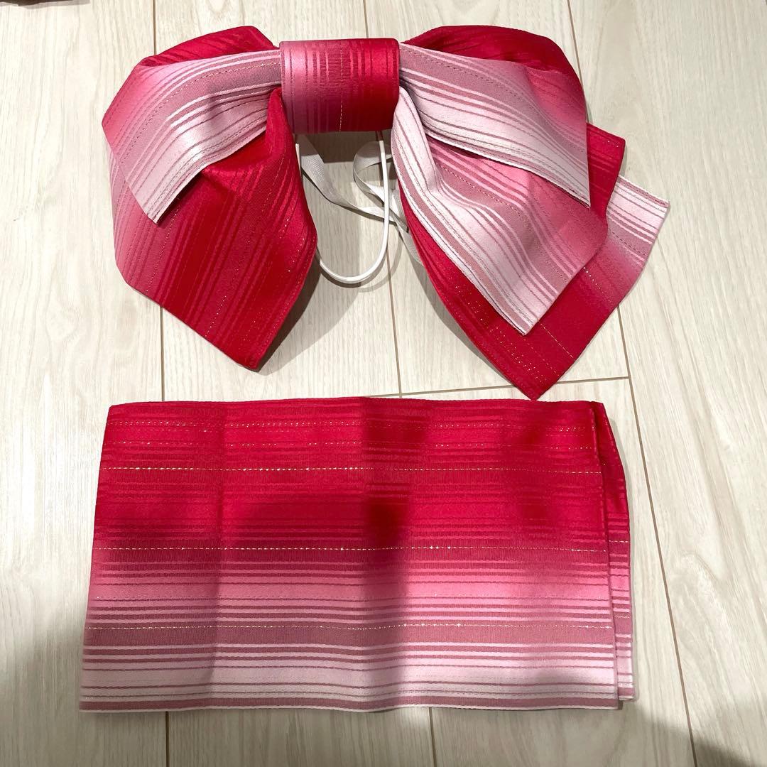 浴衣セット　7点　和モダン赤系　浴衣　帯　下駄　扇子　かごバッグ　巾着　髪飾り