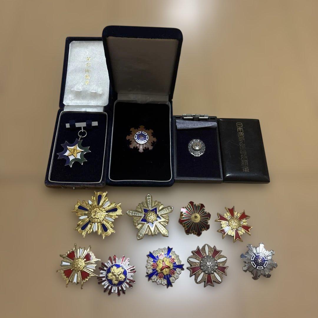 勲章まとめ売り