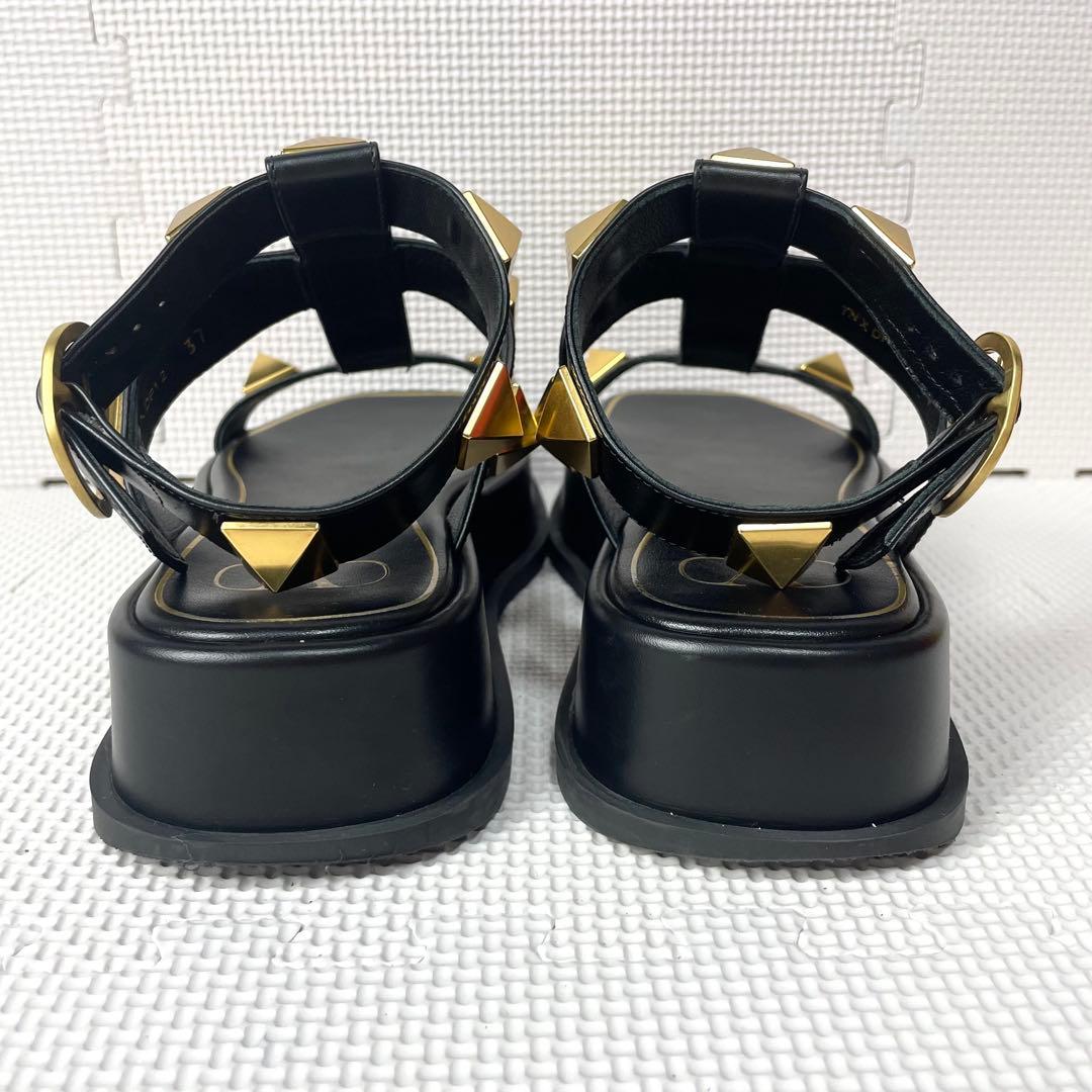 極美品　ヴァレンティノガラヴァーニ　サンダル　スタッズ　レザー　厚底　37サイズ