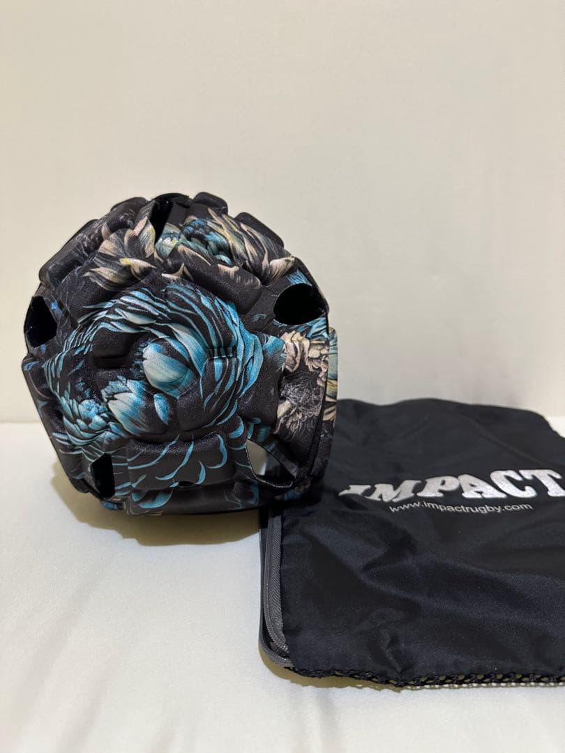 新品未使用品　IMPACT ヘッドギア　花柄 収納袋付き