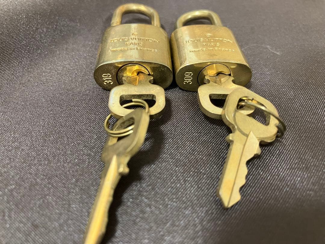 LOUIS VUITTON ルイヴィトン パドロック カデナ 南京錠 セット
