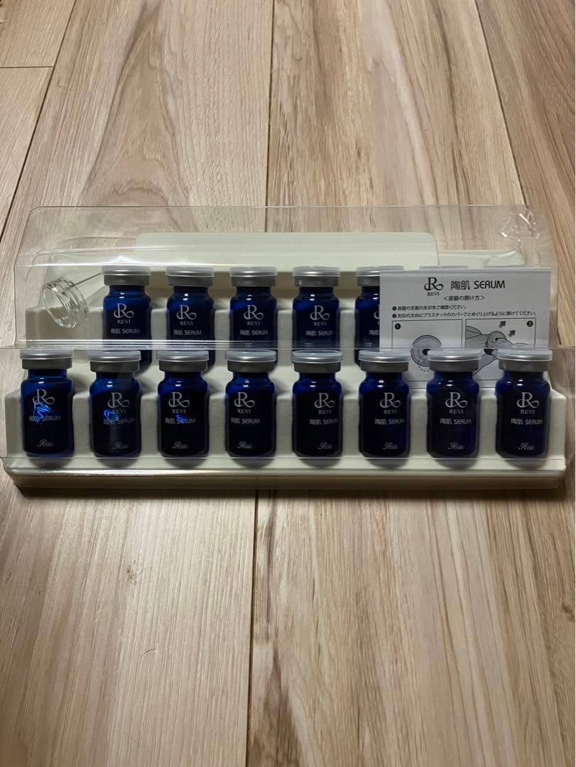 【新品未使用 正規品】REVIルヴィ　陶肌セラム（延髄幹細胞美容液）15本