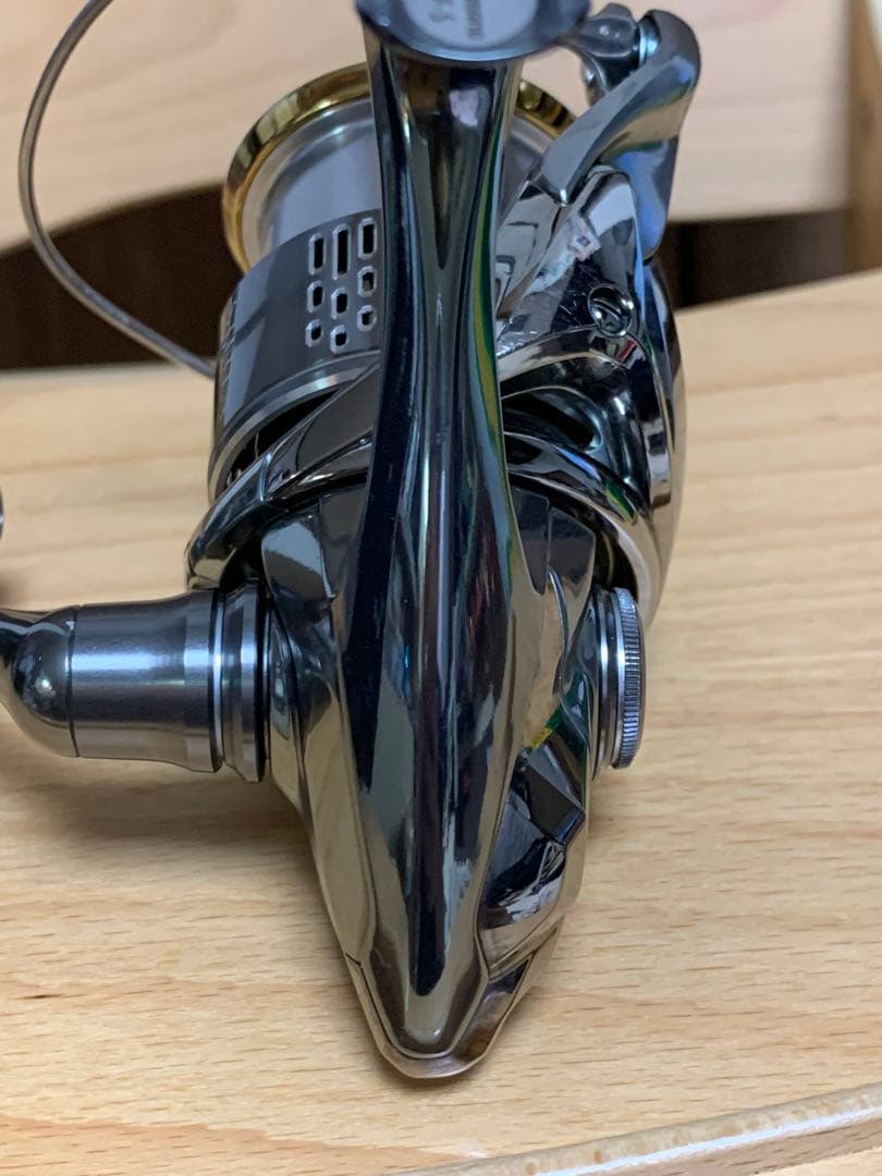 ヒ*デ様 シマノ　18ステラC3000MHG 中古　箱無し