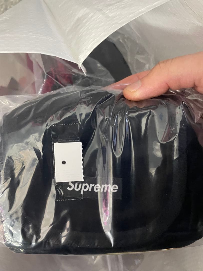 小物 Supreme Velvet Mini Pouch