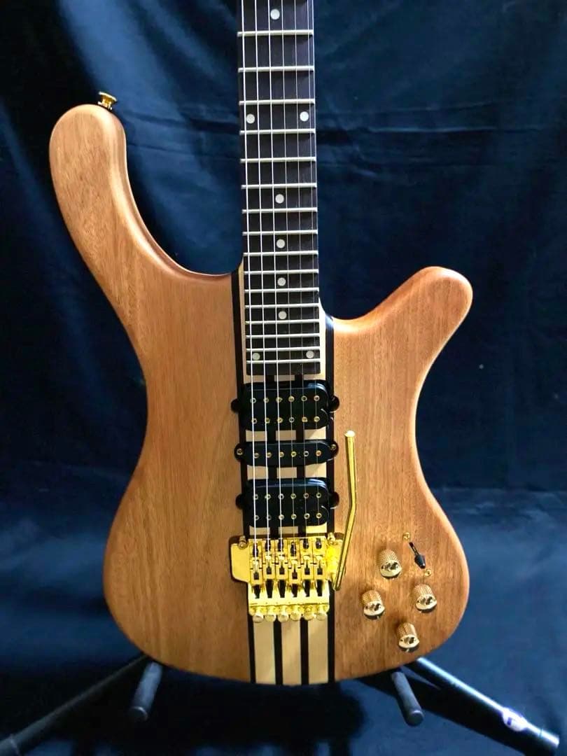 オリジナルスルーネックエレキギター　マホガニーボディ　メープル＆ローズネック