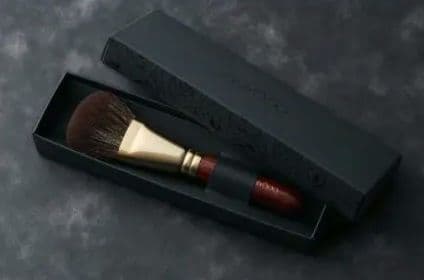 【新品未使用】ウエダ美粧堂　B-F-05 パーフェクトフィットブラシ（扇型）