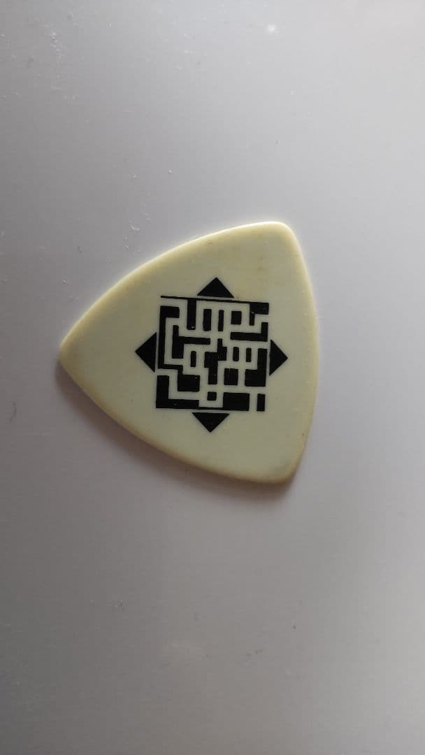 布袋寅泰　ピック