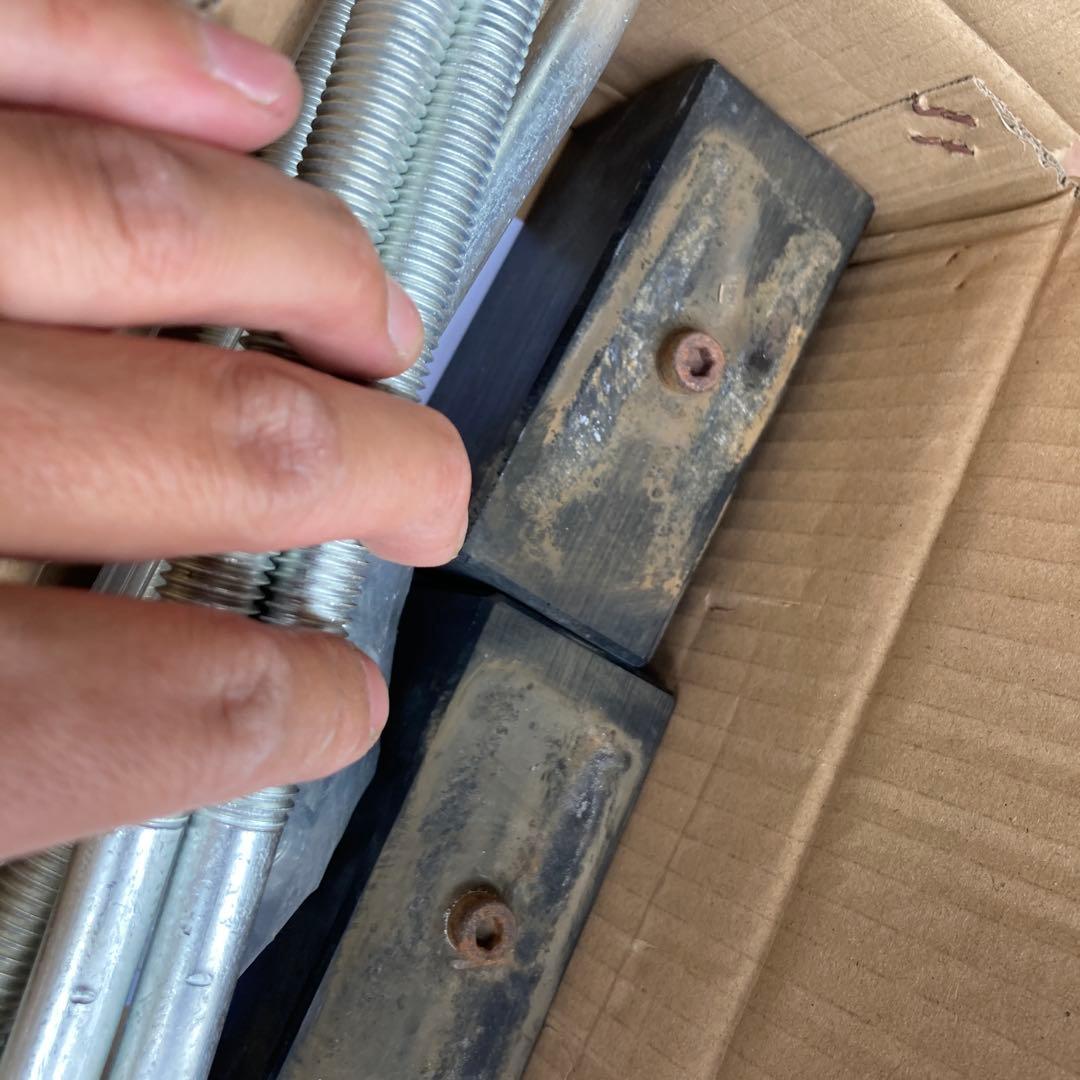 ハイラックス　2.5インチ　ローダウン　ブロック　ローダウンキット　RZN152