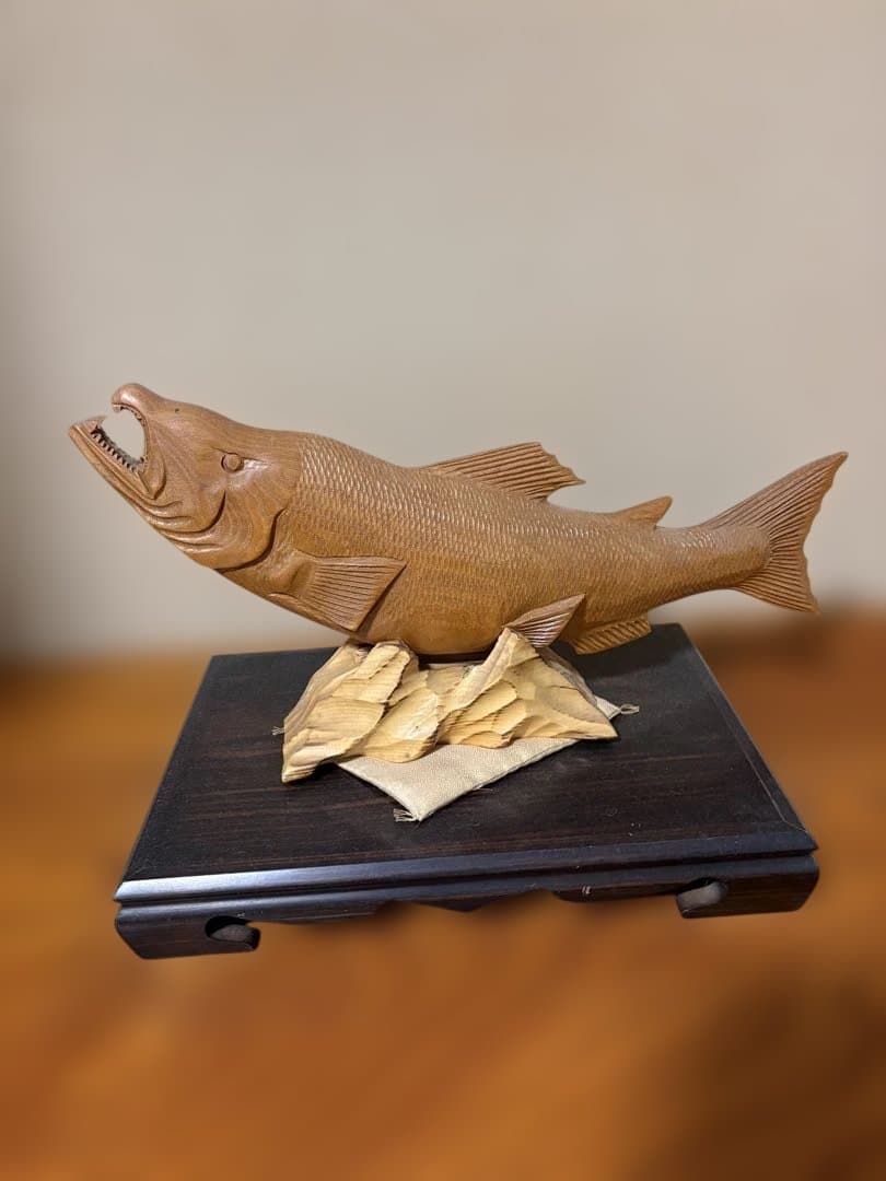 木彫　鮭59cm