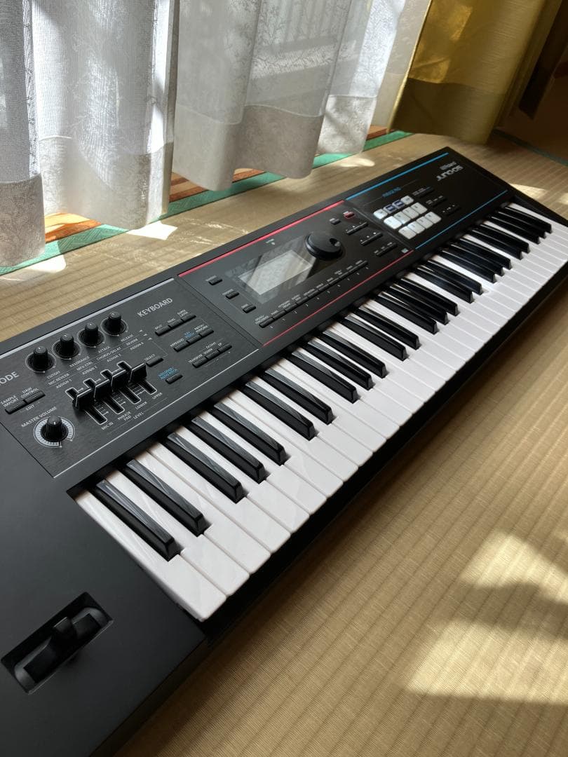 鍵盤楽器 Roland JUNO-DS 61
