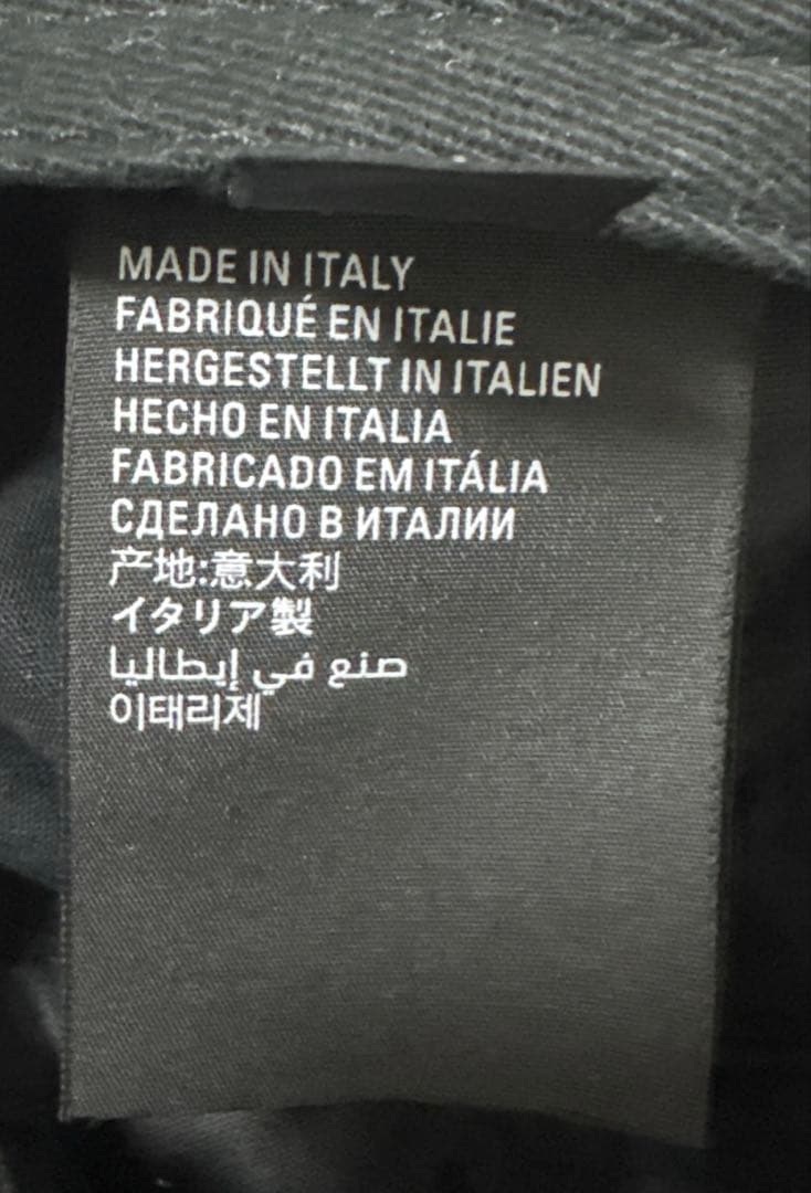 BALENCIAGA 黒キャップ L