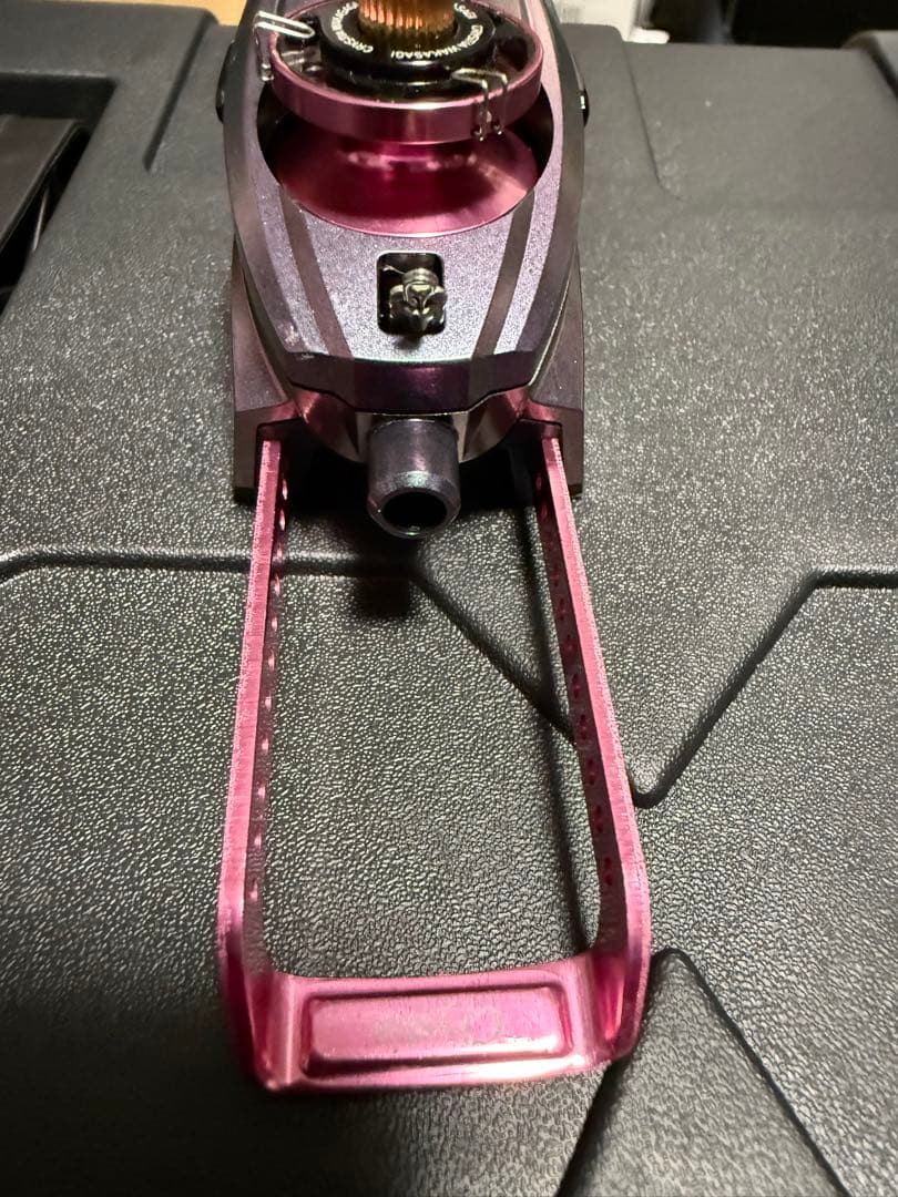 Crystia AIR 限定マッドピンクムーブ