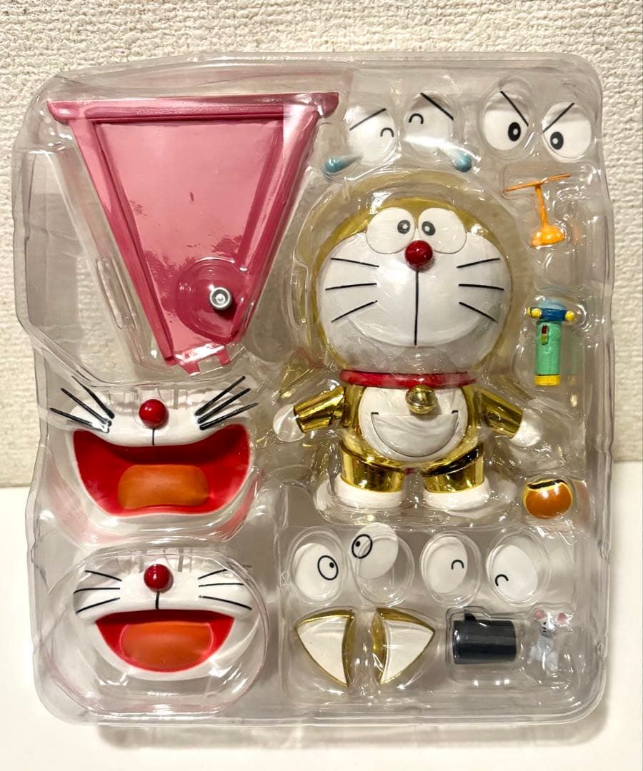 ドラえもん(2112ver.) ROBOT魂 プレミアムバンダイ限定品