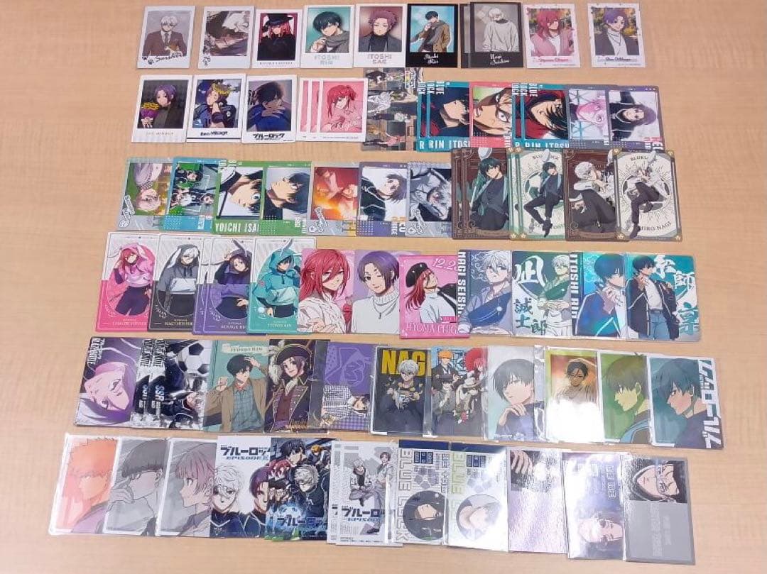 ❶ブルーロック 特典 紙類 ぱしゃこれ 色紙 アクスタなど まとめ売り