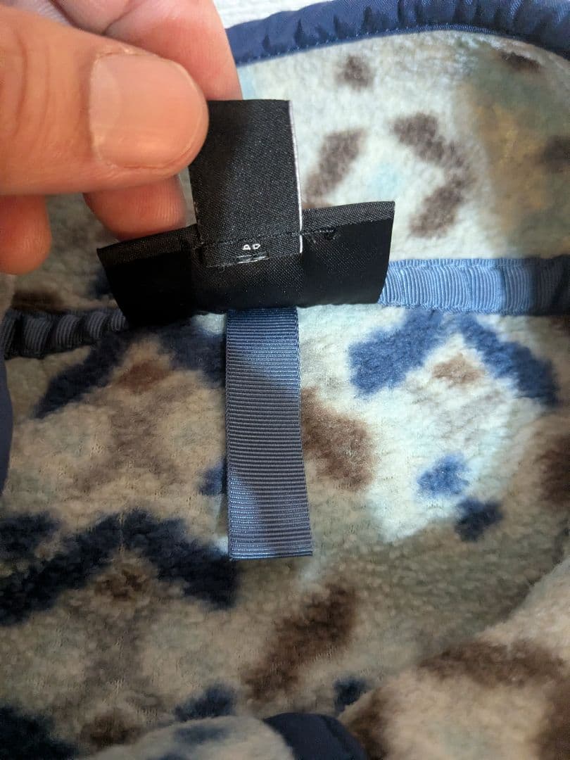 ぴ*ざ様 【L】patagonia フリース スナップT 柄　スノー