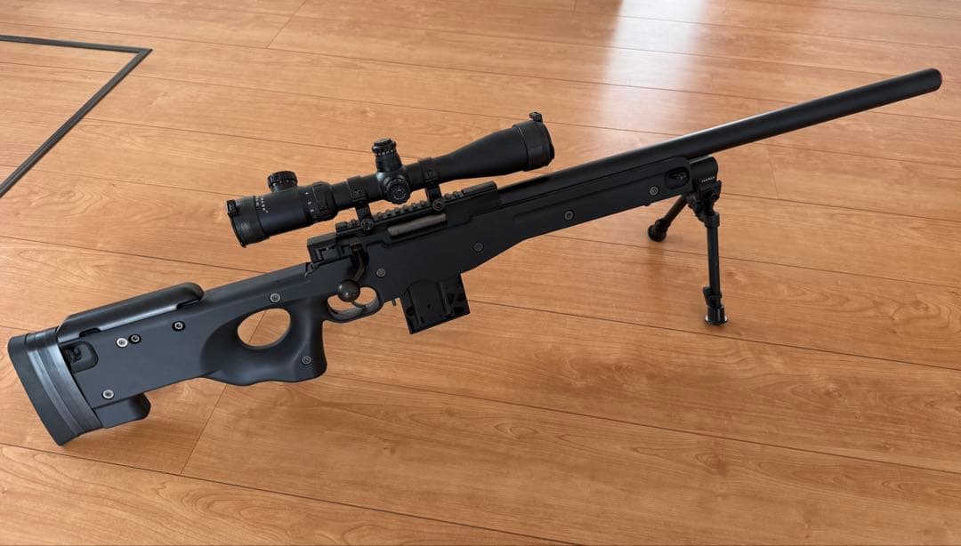 L96 AWS ボルトアクションエアライフル　サイトマーク製スコープ