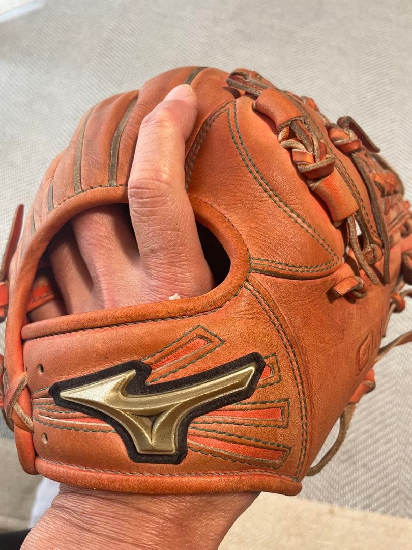 ミズノMizunoグローバルエリート 軟式内野　値下げ　どなたかお使い下さい！