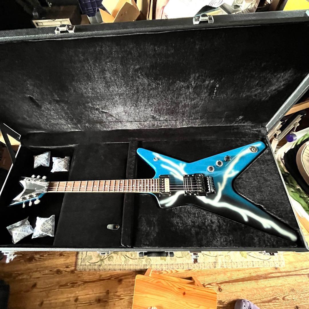 ギター DEAN Cowbows From Hell Dimebag Darrell