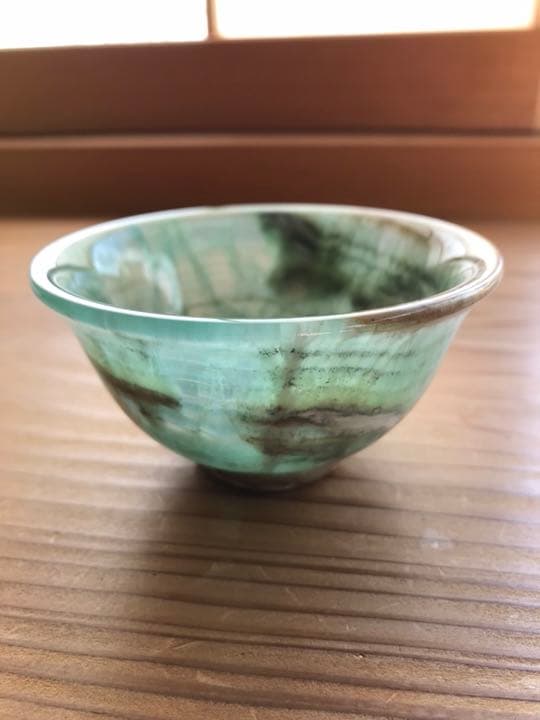 砡 玉杯 玉盃 酒器 ぐい呑  翡翠? 盃 石杯 石盃